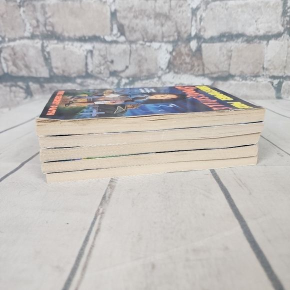 Vintage 90s Christopher Pike Spooksville Paperback Novels Set of 5 - Picture 4 of 12